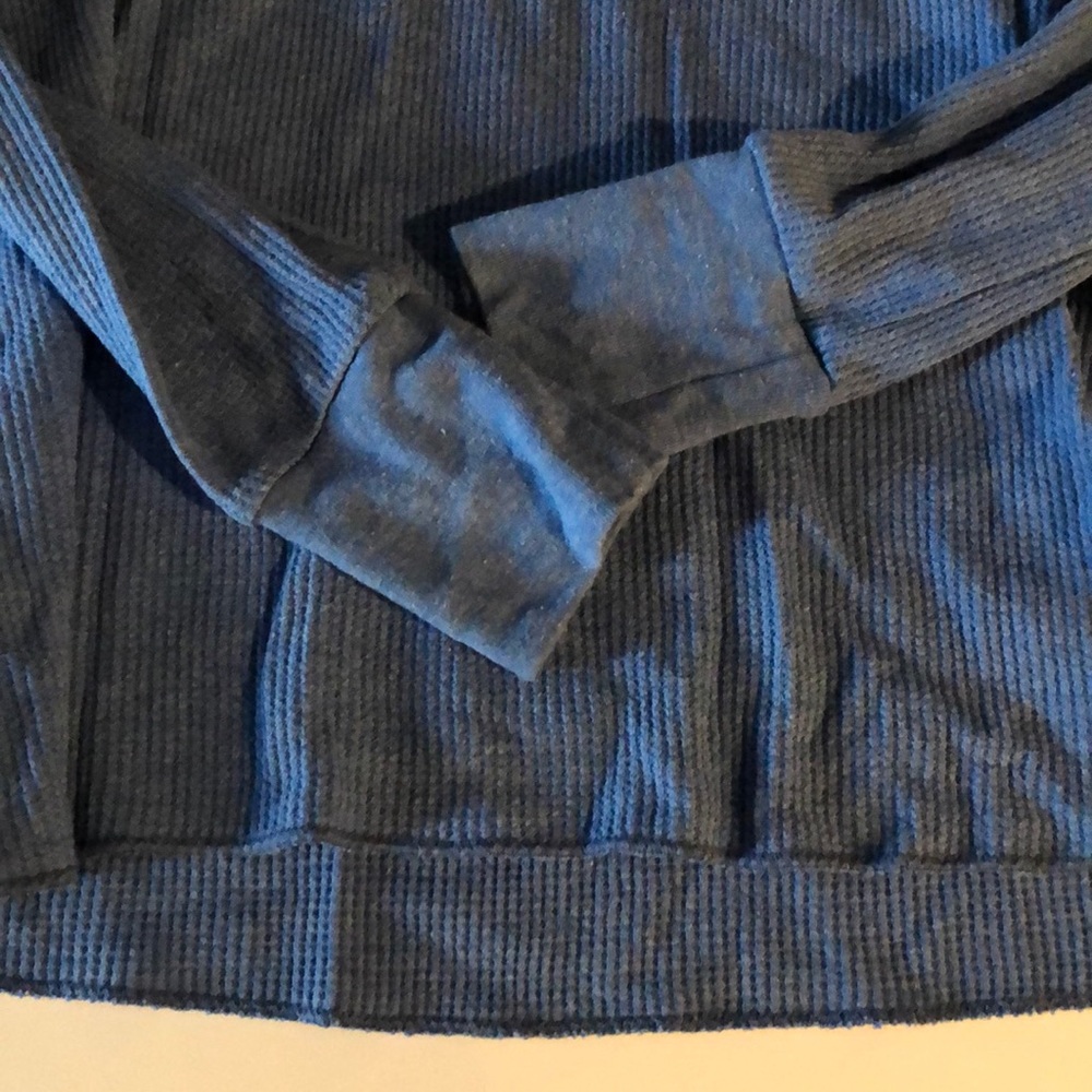 Mountain Moon blue thermal long sleeved tee - Picture 3 of 3